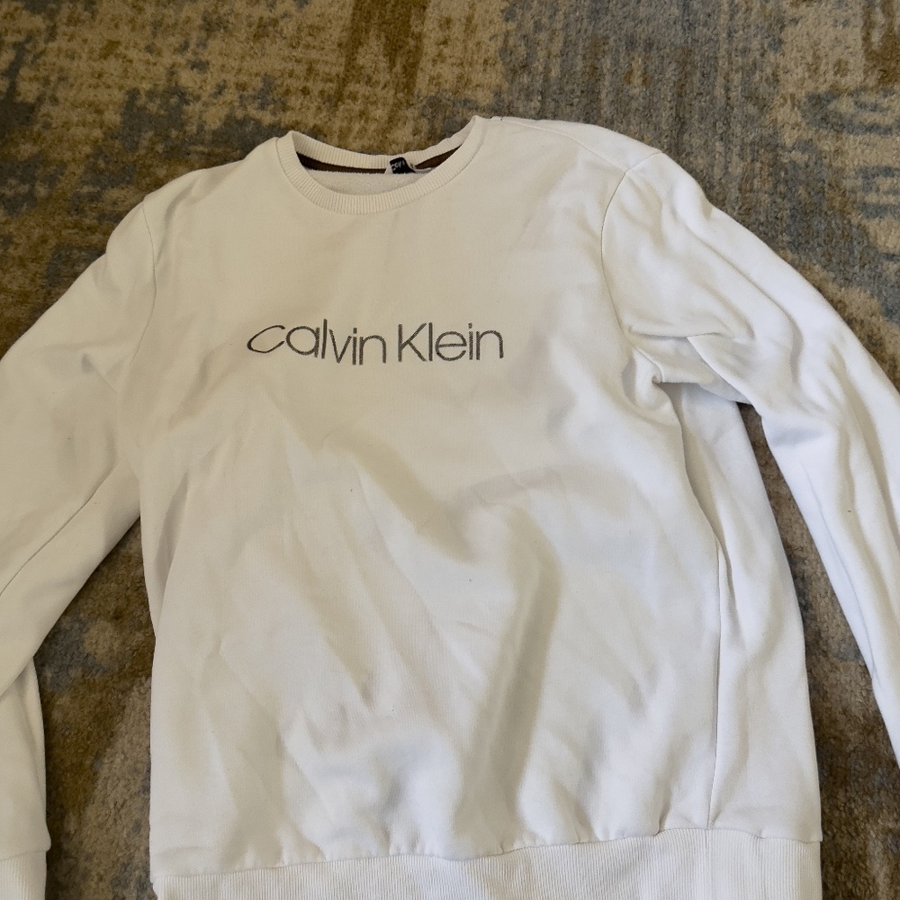 Medium White Calvin Klein Sweatshirt